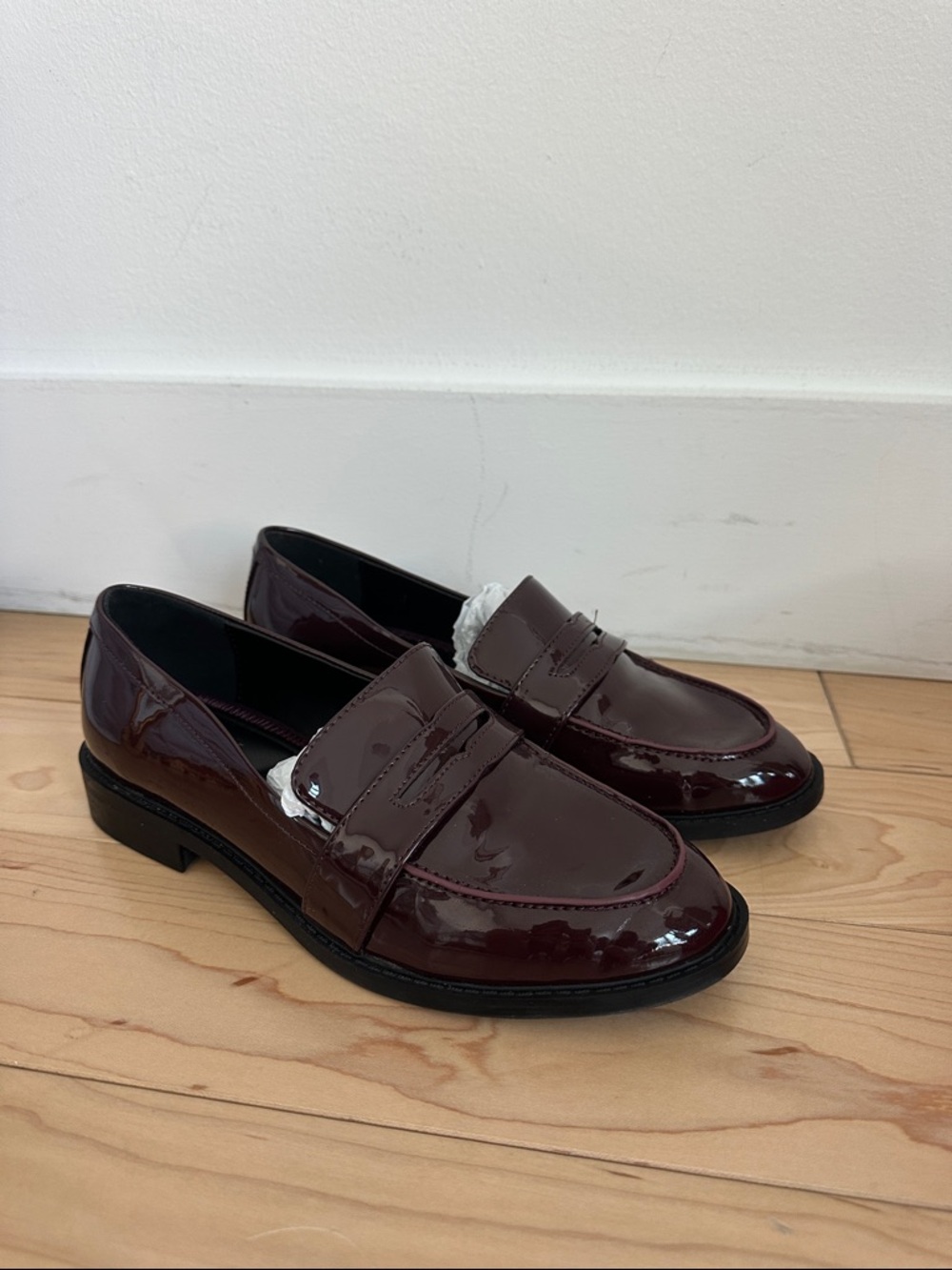 Kelly & Katie Danisha Loafers - Cherry Patent